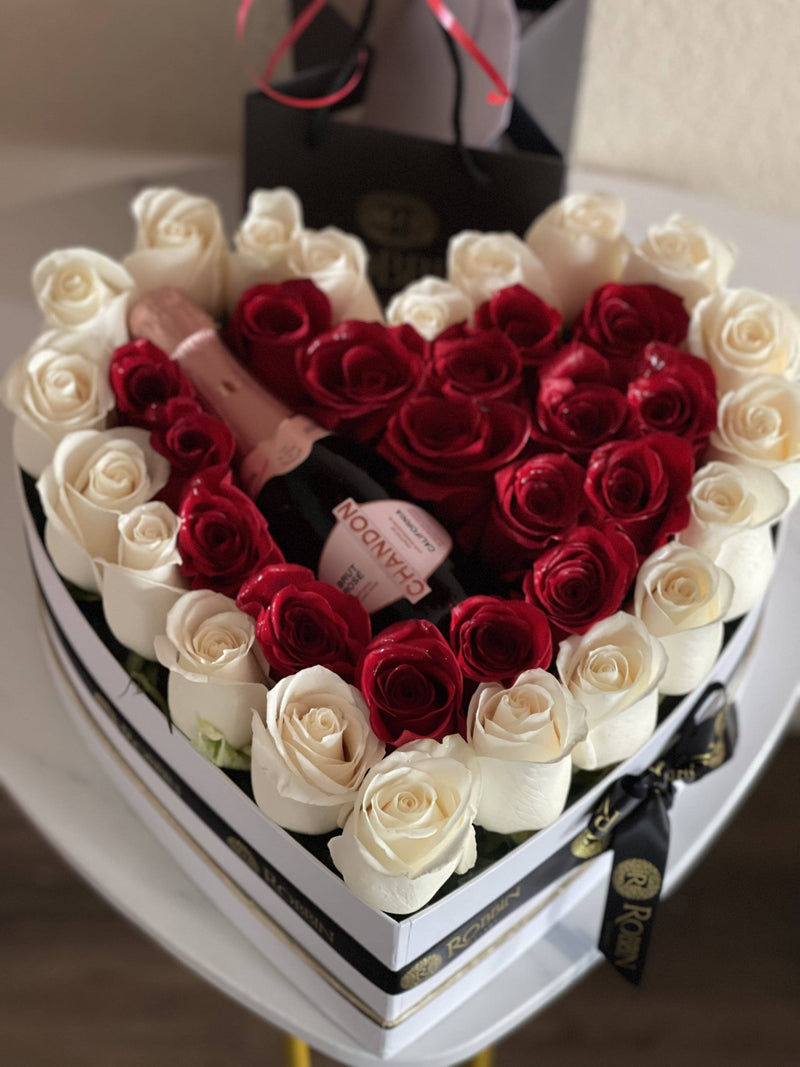 Heart Box Fresh Roses Flowers and Bubble Miami Florida.. Fresh Flowers Robbin Legacy 