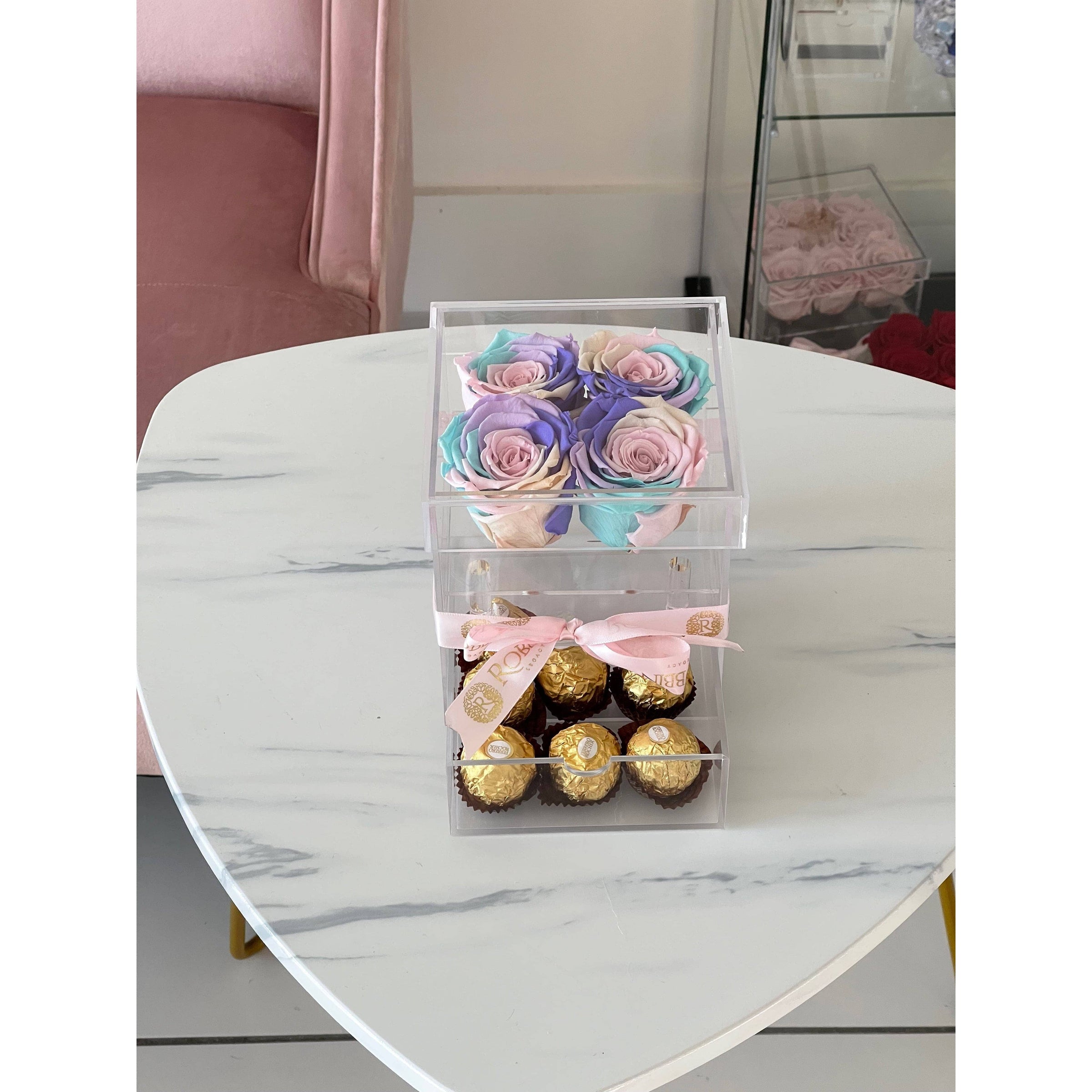 4 Preserved Roses UNICORN Acrylic Box and Ferrero Chocolates Miami Florida and Nationwide. Preserved Roses Robbin Legacy 