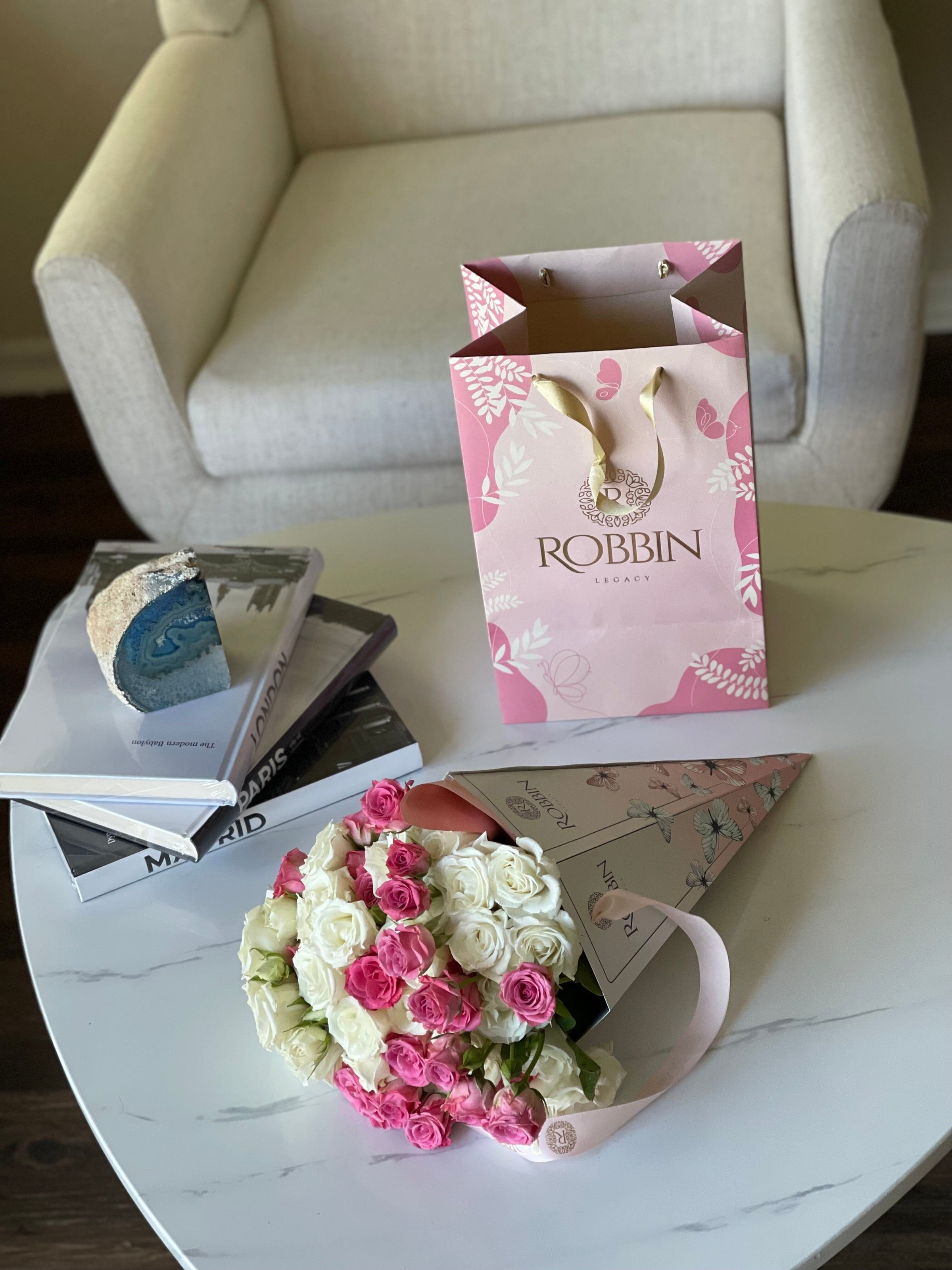 Smile To Go Fresh Flowers Roses Bouquet Miami Florida. Fresh Flowers Robbin Legacy 