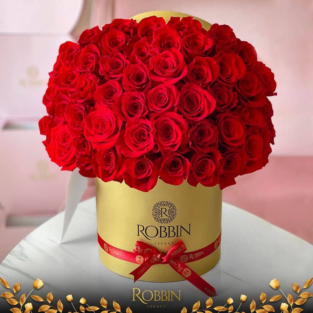 50 Fresh Roses Flowers Hat Box Miami Florida. Fresh Flowers robbin legacy 