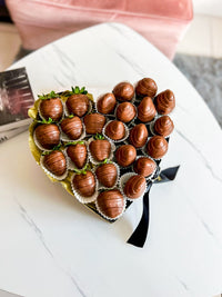 Heart Box Chocolate Covered Strawberries Miami Florida. Chocolate Covered Strawberries Robbin Legacy 
