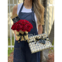19-24Luxury Fresh Roses Ceramic Vase Miami Florida.. Fresh Flowers Robbin Legacy 
