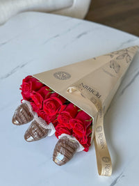 The Big Smile To Go Fresh Roses and Chocolate Covered Strawberries.. Robbin Legacy Red Nude 
