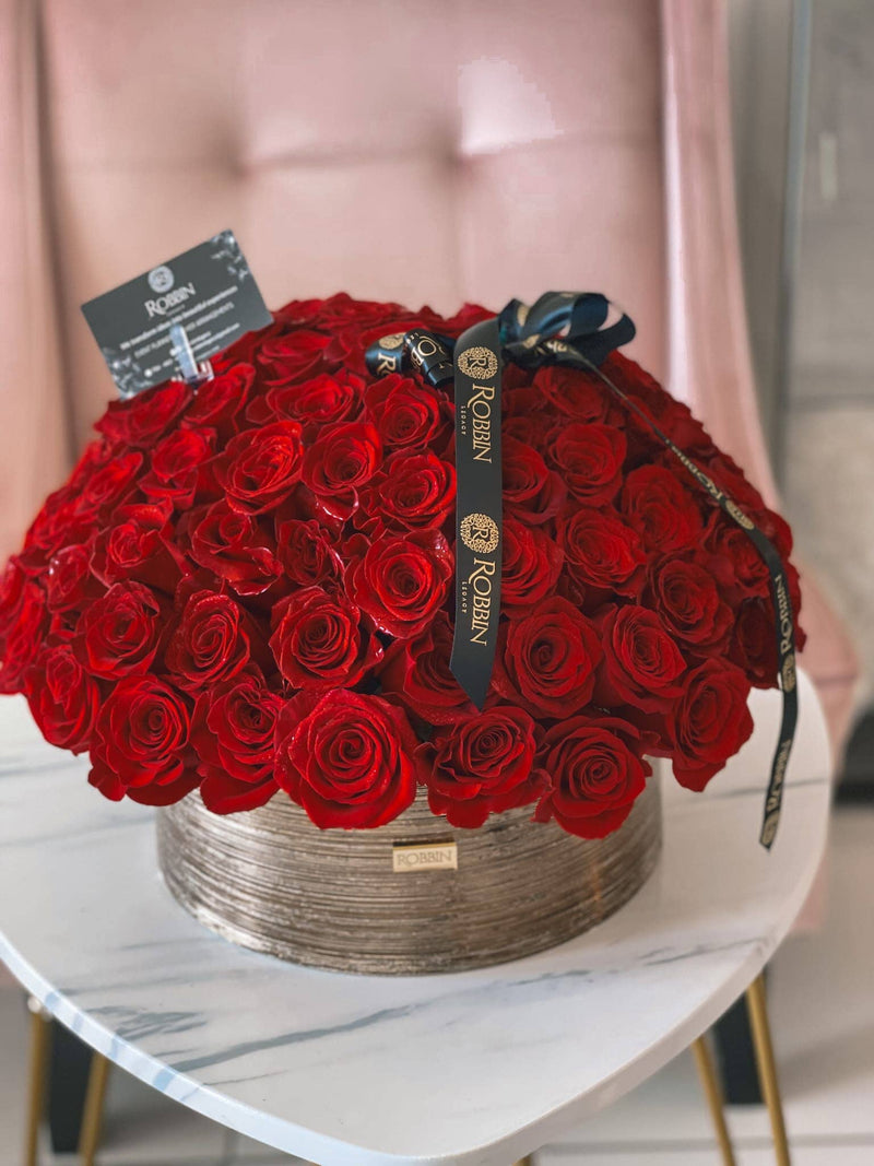 100 Fresh Roses Flowers Luxury Golden Vase Miami Florida.. Fresh Flowers Robbin Legacy 