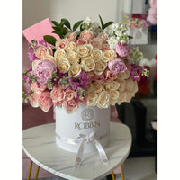 Lavanda Box Mix Fresh Flowers Roses Miami Florida. Fresh Flowers Robbin Legacy 