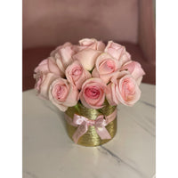 19-24Luxury Fresh Roses Ceramic Vase Miami Florida.. Fresh Flowers Robbin Legacy 