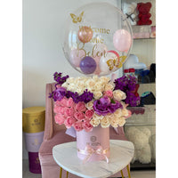 White, pink and lavanda Flowers and Hot Air Balloon Miami Florida. Balloons Robbin Legacy 